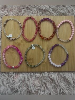 Handmade Beaded Stretch Bracelet (1) - Women Jewelry